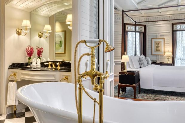 Suite in The Athenee Hotel