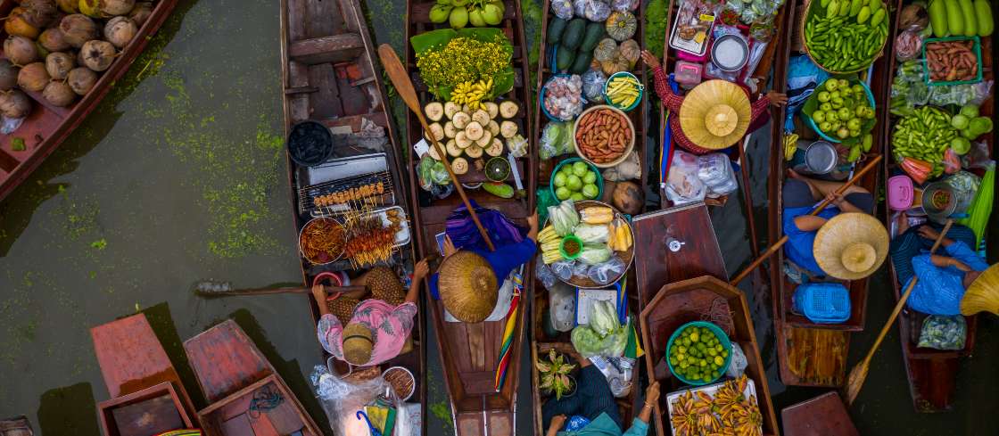 Thailand's Largest Riverside Mall Is So Extra That It Has An Indoor Floating  Market