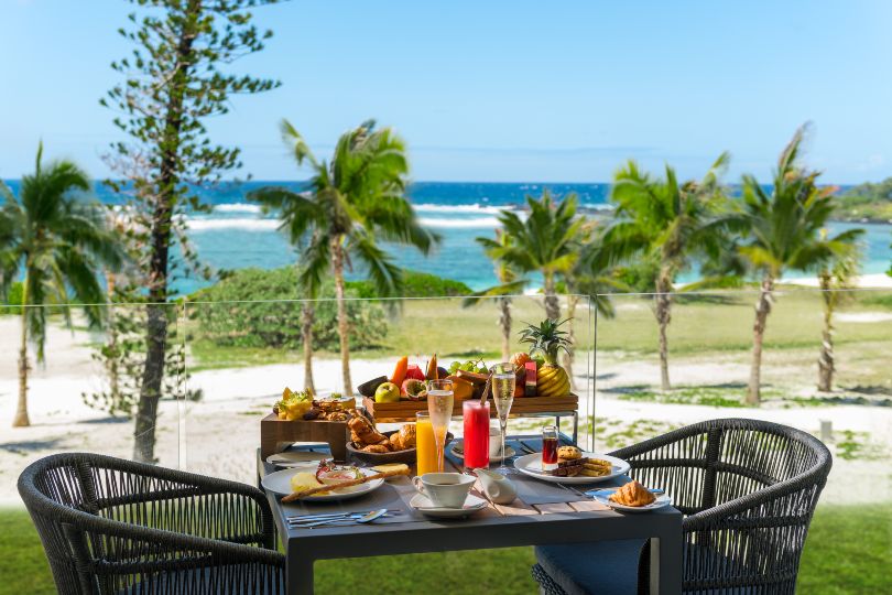 Beach breakfast in Mauritius