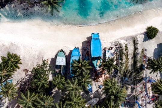 Aerial shot of boats in Mathiveri