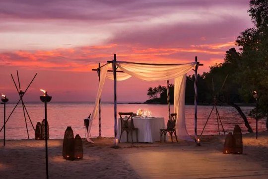 Honeymoon private dinner in Phuket