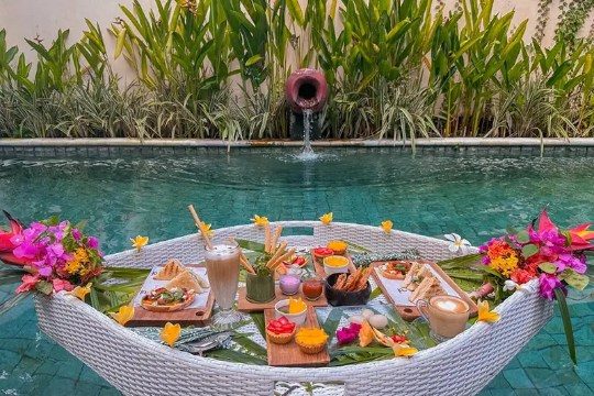 Floating breakfast in The Pavilions Bali